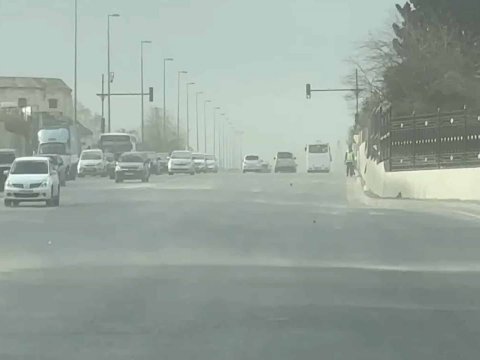 Havada toz dumanı müşahidə edilir