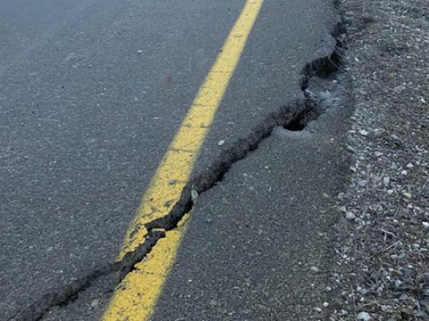 Zəlzələdən sonra yollardakı son VƏZİYYƏT