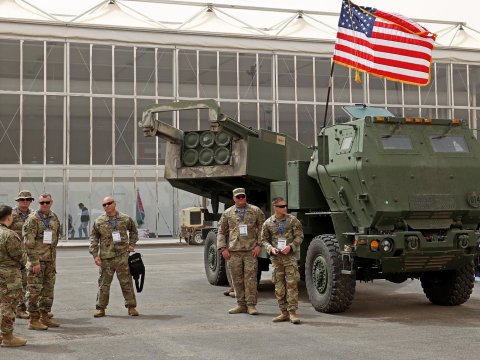 ABŞ Ukraynaya hərbi yardımı dayandırır?