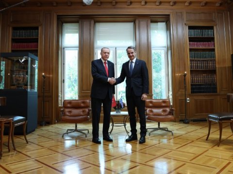 Ərdoğan-Miçotakis görüşü BAŞLADI