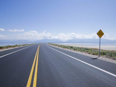 Zəlzələdə yol infrastrukturuna ziyan dəyməyib