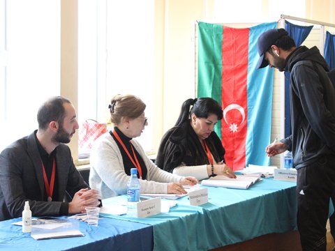 Müxalifət növbədənkənar seçkiyə gedəcək? - Liderlər DANIŞDILAR