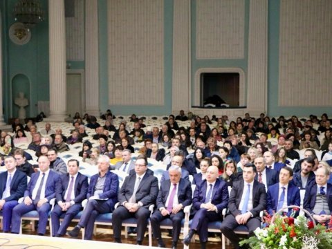 Müslüm Maqomayevin barelyefi açıldı