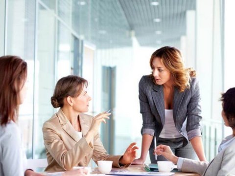 Qadınların əmək hüquqları genişləndirilir - Qanun qəbul edildi