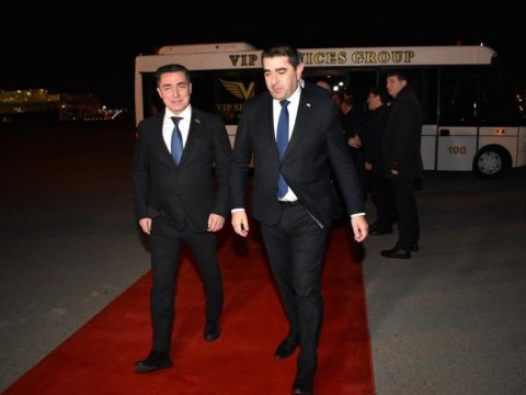 Şalva Papuaşvil Azərbaycana gəldi