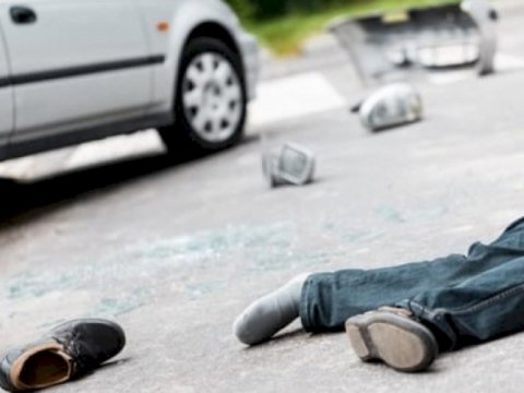 53 yaşlı qadını maşın vurub öldürdü