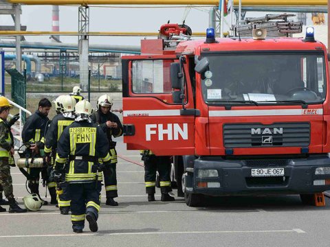 Ötən sutka 13 yanğın olub - 4 nəfər xilas edilib