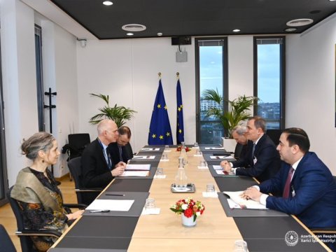 Ceyhun Bayramov Aİ Prezidentinin  baş müşaviri ilə görüşdü