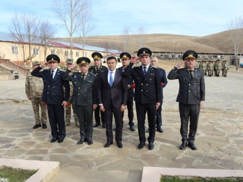 Hərbi Prokurorluğun əməkdaşları Gədəbəydə əsgərlərlə görüşdülər - FOTO