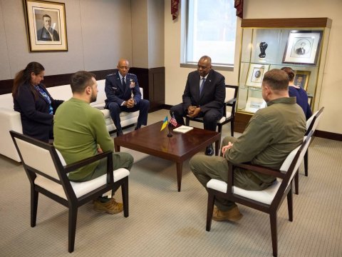 Zelenski ABŞ-yə getdi