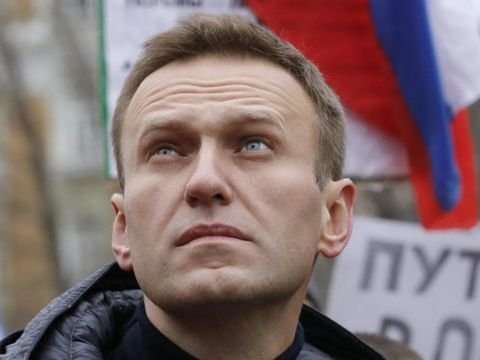 Prezidentin sözçüsü Navalnıdan danışdı