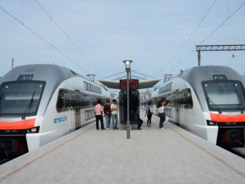 Yeni qatarlar martda istifadəyə veriləcək