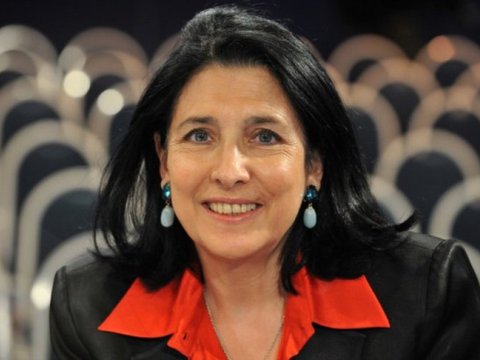 Gürcüstanda iqtidar partiyası prezidentin petisiyasını 