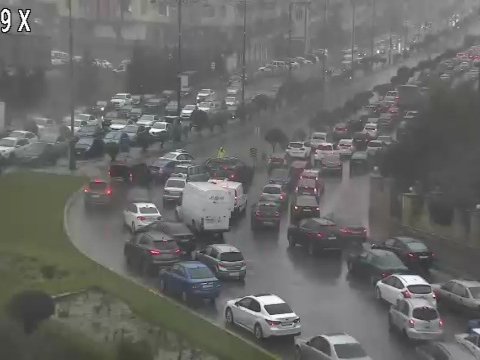 Tbilisi prospektində qəza - Tıxac yarandı - VİDEO