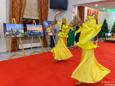 Litvada azərbaycanlı rəssamın sərgisi təşkil edilib - FOTO