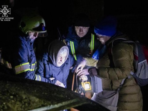 Kiyevə gecə hücumu: 53 nəfər yaralanıb