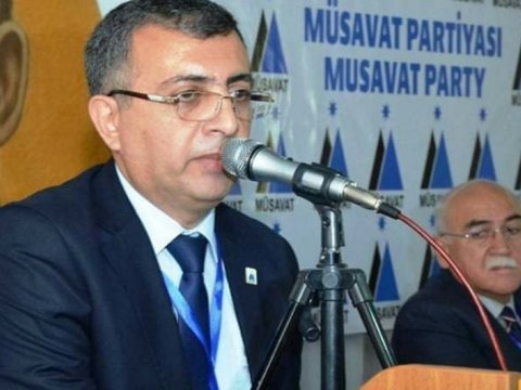 Yadigar Sadıqlı Müsavatdan istefa verdi