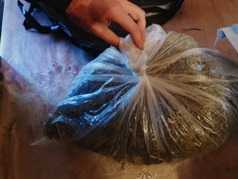 3 kiloqram qurudulmuş marixuana götürüldü