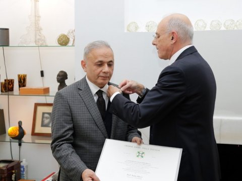 Xalq rəssamımız İtaliyanın ali mükafatına layiq görüldü