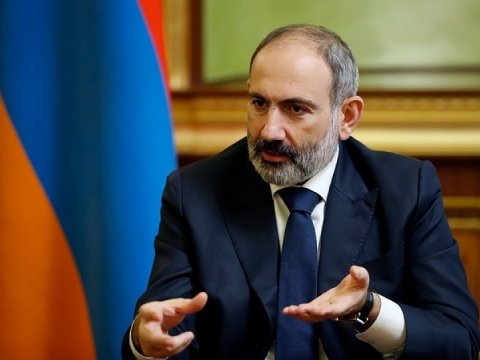 Gürcüstan nömrəsi ilə maşın sürən ermənilərdən aksiya - Paşinyanla görüşək...