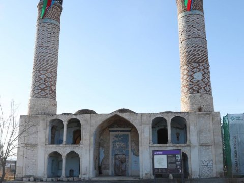 Ağdamdakı Cümə məscidinin bərpası bu tarixdə TAMAMLANACAQ