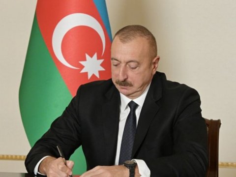 İlham Əliyev yolların təmirinə pul ayırdı
