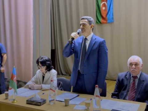 Əli Kərimli AXCP-nin qurultayına hazırlaşır