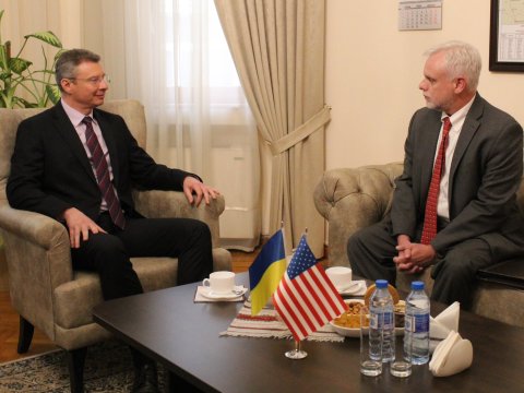 Bakıdakı ABŞ və Ukrayna səfirləri görüşüblər - PAYLAŞIM