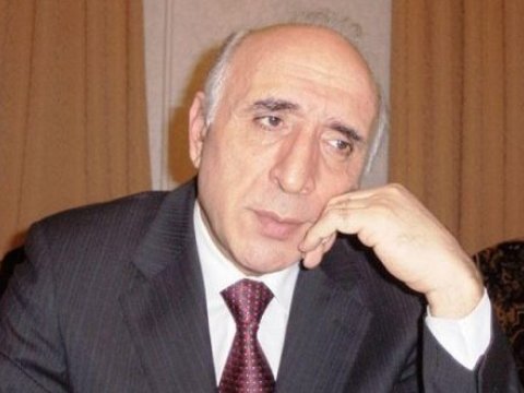 Azərbaycan hökuməti eks-məmura təzminat ödəyəcək