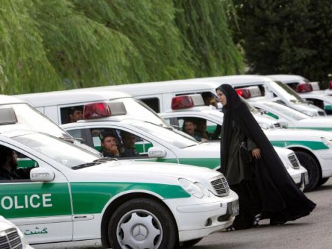 İranda terror - 12 polis ölüb, 7-si xəsarət alıb