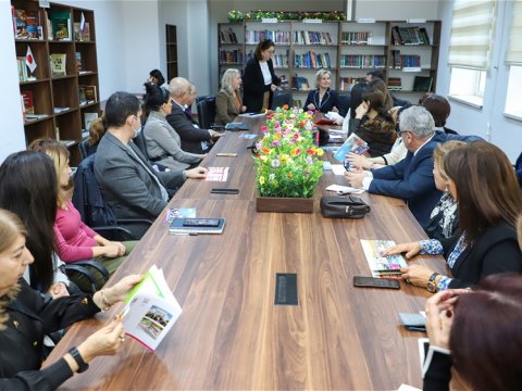 Kamal Abdulla Ural Federal Universitetinin əməkdaşları ilə görüşdü
