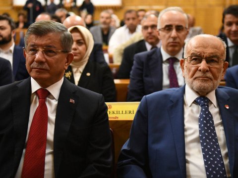 Türkiyə parlamentindəki müxalifət fraksiyası ləğv olundu