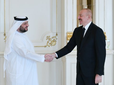 Prezident Birləşmiş Ərəb Əmirliklərinin investisiya nazirini qəbul edib