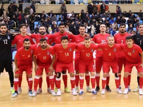 Millimiz Rumıniya ilə heç-heçə etdi 