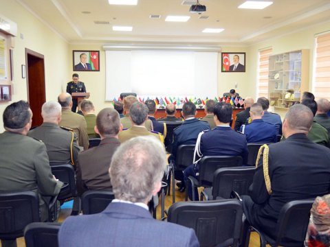 Müdafiə Nazirliyində vacib TOPLANTI