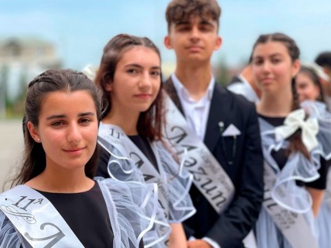 24 məzun qızıl və gümüş nişana layiq görüldü