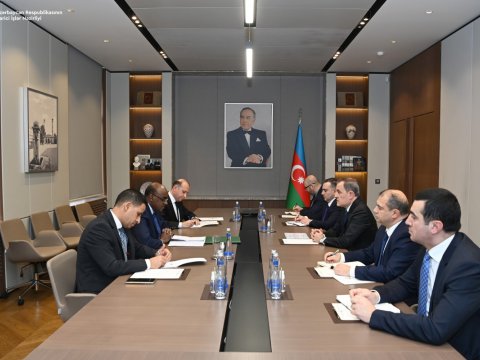 Ceyhun Bayramov İƏT rəsmisi ilə əməkdaşlıqdan danışdı 