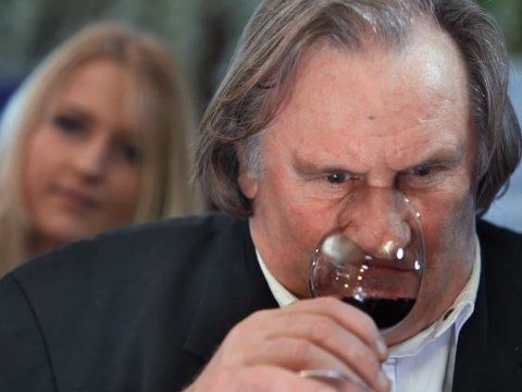 Jerar Depardye yenidən cinsi təcavüzdə ittiham olunur 