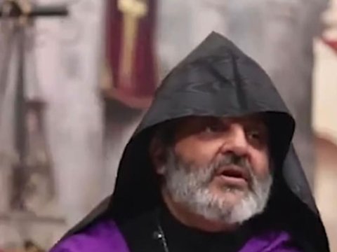 Erməni keşiş hayları Azərbaycanla müharibəyə çağırdı - VİDEO