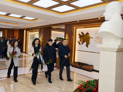 Diplomatiya könüllüləri Hərbi Liseydə olublar - FOTO