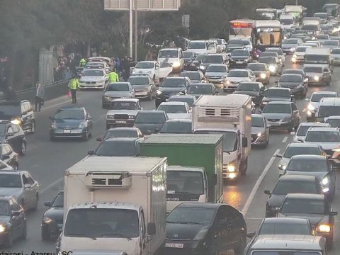 Hazırda tıxac olan yolların SİYAHISI