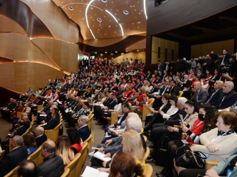 Qızıl Aypara Cəmiyyətinin Baş Məclisi keçirilir - FOTO
