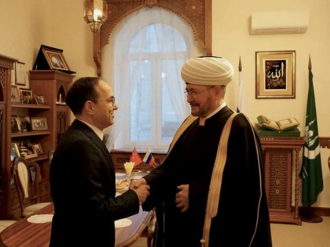 Türkiyə səfiri Rusiya Müsəlmanları İdarəsinin sədri ilə görüşüb - FOTOLAR