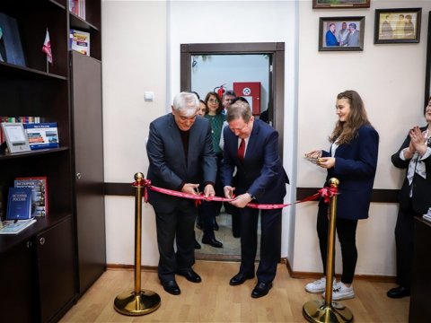 “Rus dünyası” Fondunun əməkdaşları ADU-da qonaq olublar - FOTO