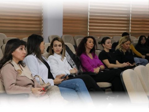 Bakı Sağlamlıq Mərkəzində konfrans - FOTO