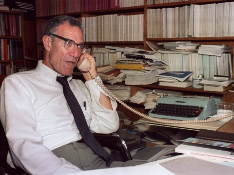 Məşhur iqtisadçı vəfat etdi