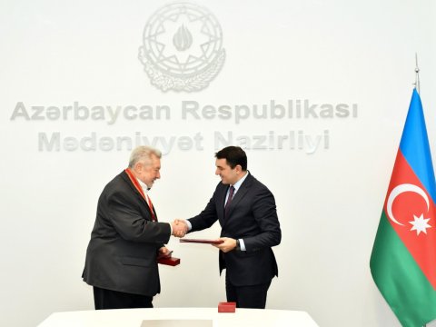 Yuli Qusmana “Şərəf” ordeni təqdim edildi - FOTO