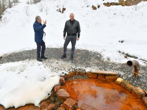 İlham Əliyev “Turşsu” bulağında - FOTOLAR