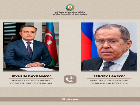 Bayramov Lavrovla regionu müzakirə etdi 