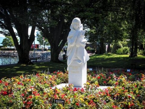 Natəvanın Fransadakı abidəsi ilə bağlı UNESCO-ya ÇAĞIRIŞ